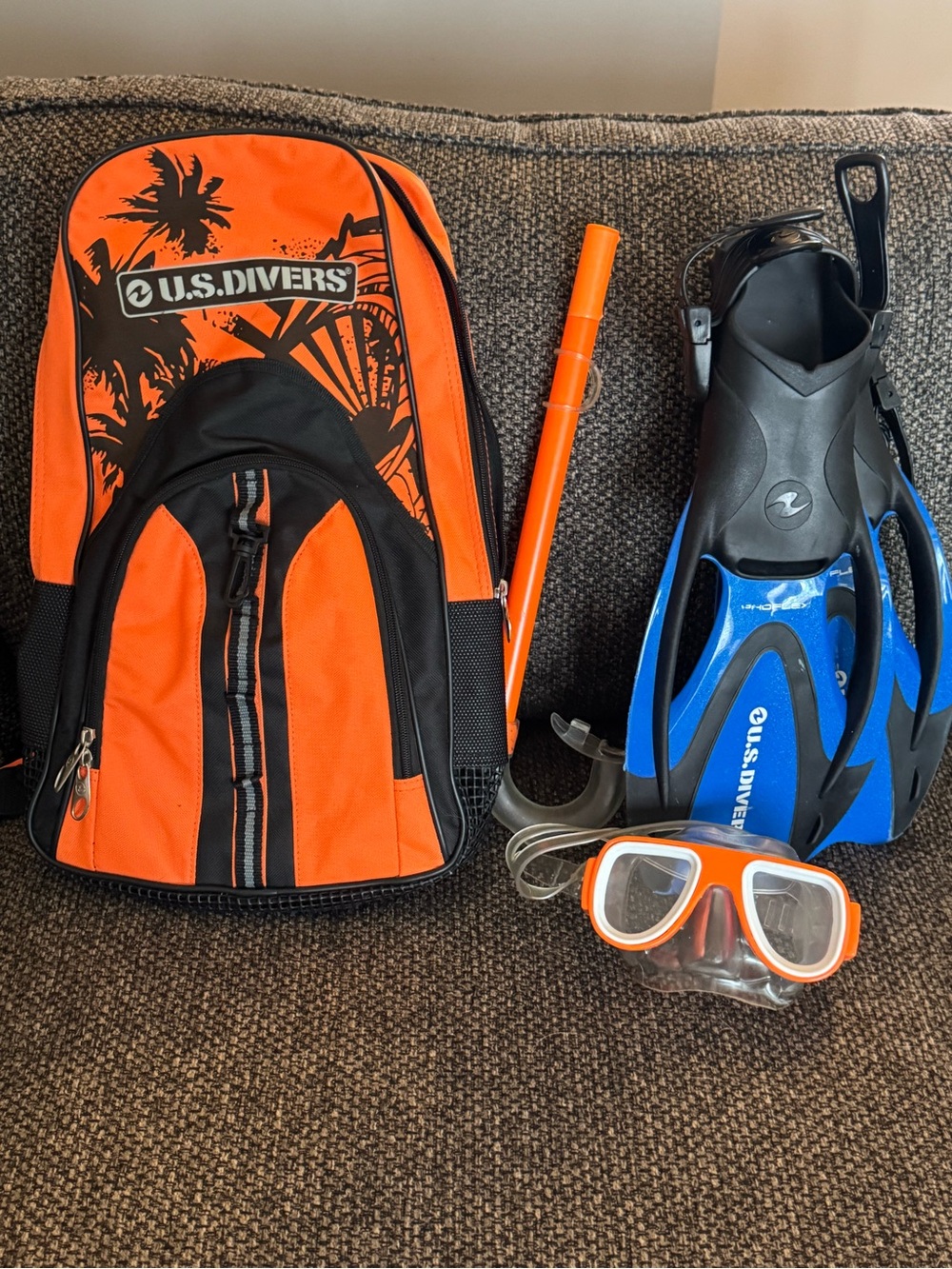 U.S. Divers ProFlex Youth Snorkel Set Mask Fins Backpack Bag Size 1-3 Orange